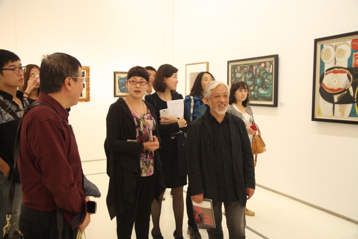 栗宪庭到场观展，并撰写了展览前言
