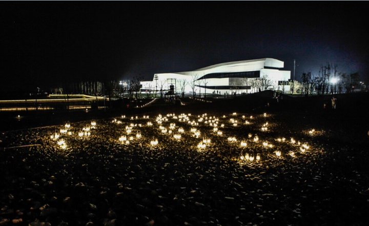 美术馆夜景图
