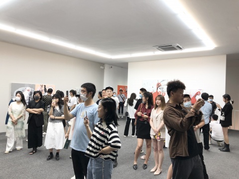 TUTU北京新展 一部令人猝不及防的荒诞喜剧