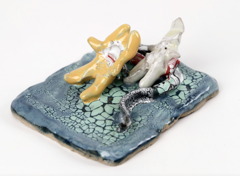 《喔，老婆》15×12×4cm 高温釉陶瓷 2021
