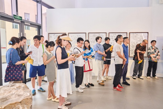 美育浸润校园 | 香港中文大学（深圳）双展开幕 | 第二个美育研学基地授牌仪式