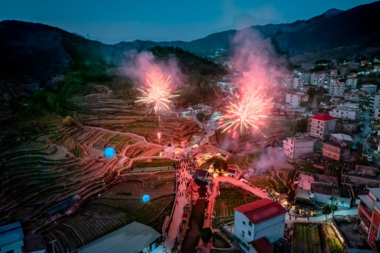 “世遗冶铁·青阳溪岸的交响”
